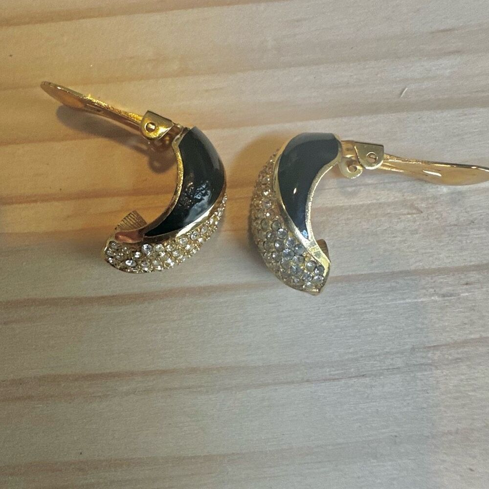 Christian Dior Gold & Black Enamel Rhinestone Clip-On Earrings ✨ - Picture 7 of 9